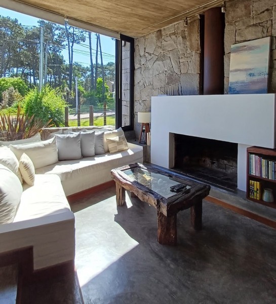 Casa en alquiler sobre Montoya, La Barra.